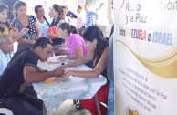 The collection of signatures successfully continued in Venezuela for peace and reconciliation.