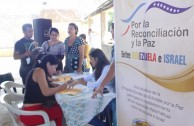 The collection of signatures successfully continued in Venezuela for peace and reconciliation.