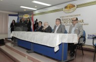 Foros "Educando para No Olvidar" en la Universidad Católica en Paraguay