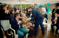 Inauguración del Monumento “Huellas para no olvidar” en plaza pública de la Ciudad de las Esculturas, Argentina