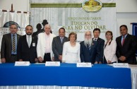 The Interamerican University of Panama carried out the University Forum Educating to Remember