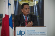 La Universidad Interamericana de Panamá realizó el Foro Universitario Educando para No Olvidar