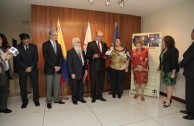 German Embassy in Venezuela receives the Traces to Remember plaque