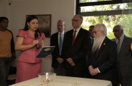 EMBAJADA DE ALEMANIA EN VENEZUELA RECIBE LA PLACA HUELLAS PARA NO OLVIDAR