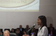 Foro Universitario “Educando para No Olvidar” en Cali, Colombia 