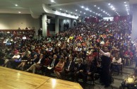 1200 estudiantes en el Foro Universitario “Educando Para Recordar”