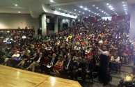 1200 estudiantes en el Foro Universitario “Educando Para Recordar”