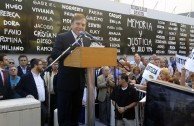 Argentinos marchan pidiendo justicia por la muerte del fiscal Nisman