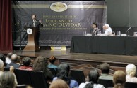 The GEAP initiated the University Forums "Educating to Remember” in the University of Puerto Rico at Humacao, location of the first academic encounter