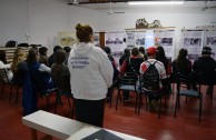 Escuela N°13  Olavarria en Argentina se presenta la historia de Ana Frank