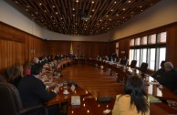 Special committee of coordinators and executive directors of the GEAP, led by their Global Ambassador, Dr. William Soto Santiago, are welcomed to the Sessions Hall of the Supreme Court of Justice of Colombia, by its President, Dr. Luis Gabriel Miranda Buelvas and the Vice President, Dr. Jose Leonidas Bustos Martinez.