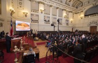 El presidente de la Corte Suprema de Justicia de Chile, Dr. Sergio Muñoz Gajardo y el Dr. William Soto Santiago, Embajador Mundial de la EMAP dieron apertura a la Cumbre de Integración por la Paz en Santiago de Chile que se realizará del 3 al 7 de noviembre de 2015.