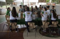 La Familia Humana celebrando el Día Internacional de la Vida Silvestre