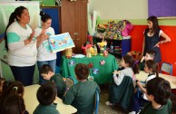 Elementary school children receive training on the ecological rule of the 5R's