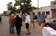 Exhibición de placas de sobrevivientes del Holocausto exaltan la dignidad humana