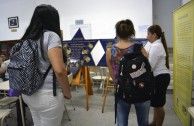 Presentadas placas de sobrevivientes del Holocausto en la Biblioteca Leopoldo Herrera