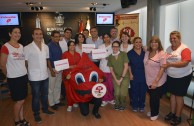 Ciudadanos argentinos participan en la primera jornada de donación de sangre voluntaria
