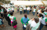 Población de Zaragoza participa en feria por la protección del medio ambiente