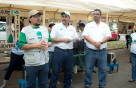 Población de Zaragoza participa en feria por la protección del medio ambiente