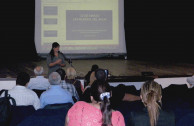 Uruguayan students participate in community seminars