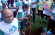 Activists for Peace give talks on behalf of Mother Earth
