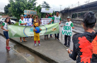 Activistas por la Paz dictan charlas en favor de la Madre Tierra