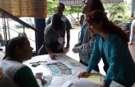 Students learn about indigenous culture in Panama