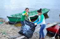  Paraguay joins the World campaign against pollution of the Seas and Oceans