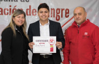 Delivering a certificate to a voluntary blood donor