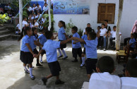 Environmental fairs for the care of beaches and rivers in El Salvador.