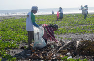 Limpieza de playas en Guatemala