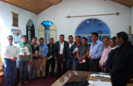 Autoridades guatemaltecas reciben la proclama 