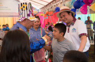 The children of the refuge camp participate in the dynamics of the happy world of the OSEMAP.