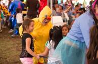 The children of the shelter of the La Industria farm, Escuintla, dance with the animals of the happy world of the OSEMAP.