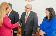 Magistrate Nery Oswaldo Medina Méndez and Judge Delia Marina Dávila Salazar at the reception of the Justice and Democracy Session of CUMIPAZ 2018