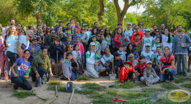 activistas en jornada de foretacion