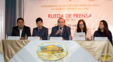 Presentación oficial ante medios de comunicación