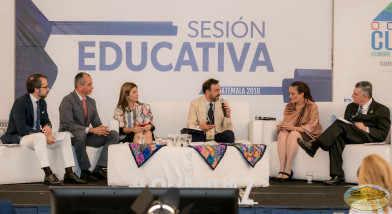 Educación y desarrollo social