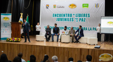 Presídium de expositores