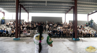 Estudiantes participan de exposición sobre educación ambiental