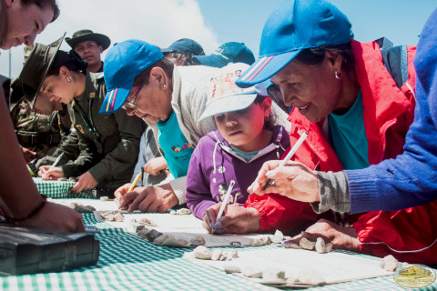 246 personas dieron su firma luego de la lectura de la Proclama en el Cerro del Zuque