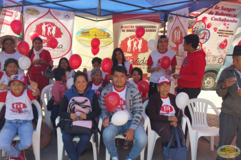 Activistas de Cochabamba