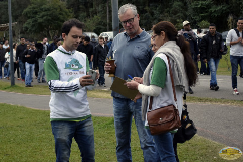 brasil en curitiba se recolectan firmas activistas brasil