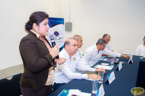 Mtra. Luz Anel Delfín Domínguez Rectora de la Universidad de Oriente, Coatzacoalcos. Luz Anel Delfín