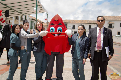 Gotito animó a los estudiantes y director de la UPTC a donar la Savia de la Vida en Tunja
