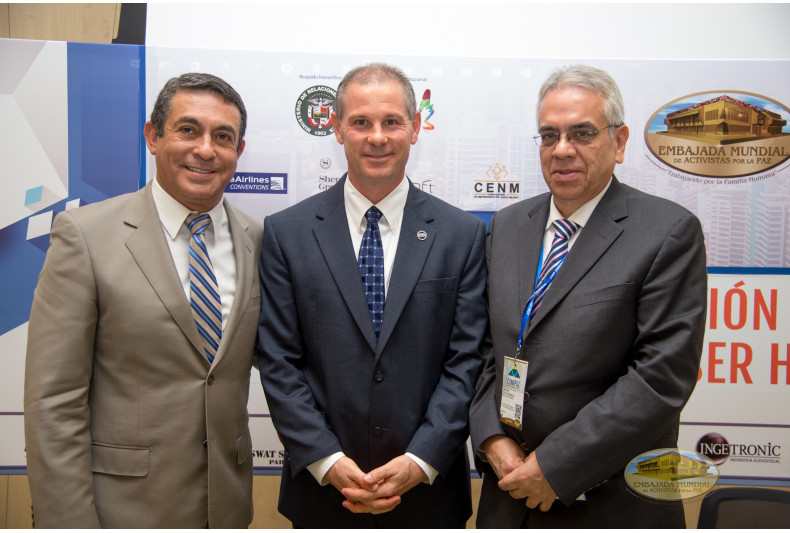 Ángel Sánchez, David Vollmer and Arturo Solis