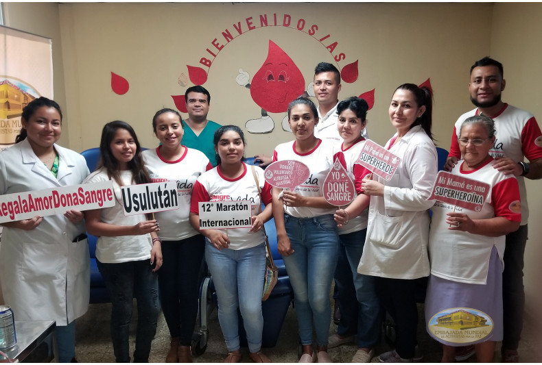 Personal médico se une a la 12 Maratón de donación de sangre