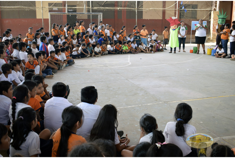 Charlas de educación ambiental reciben participación activa de los estudiantes