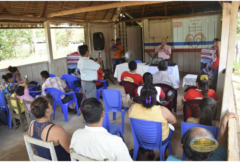 Iglesia “Una Obra de Fé” recibe charla del PEC-VIDA