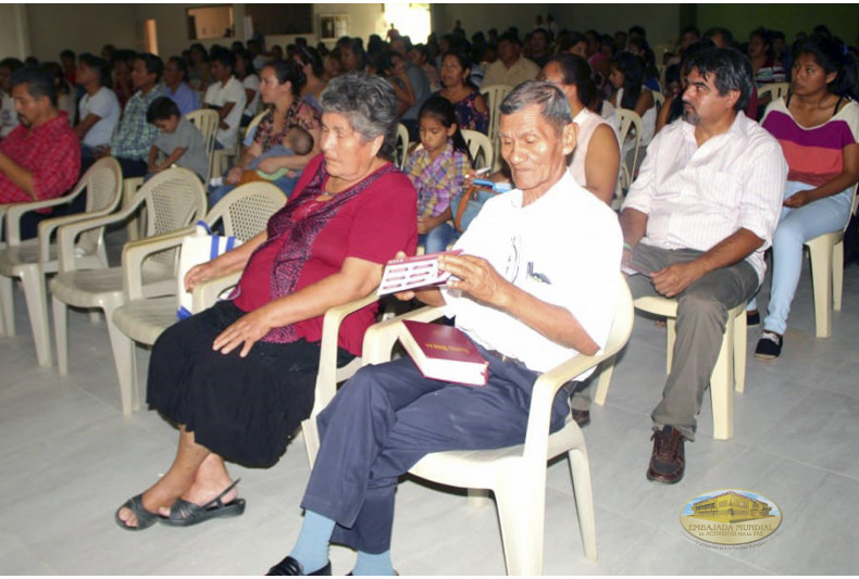 Charla en la iglesia “Comunidad Cristiana” fomenta la cultura de donación de sangre